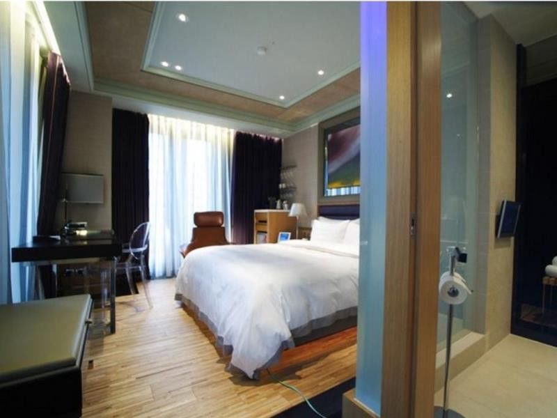 Eclat Hotel 5*
